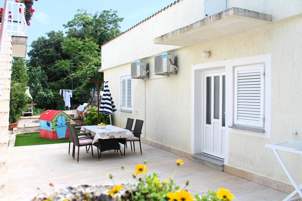 Apartment Maja Krk Town Zewnętrze zdjęcie